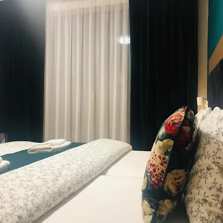 La Via *** 4* Dunajská Streda