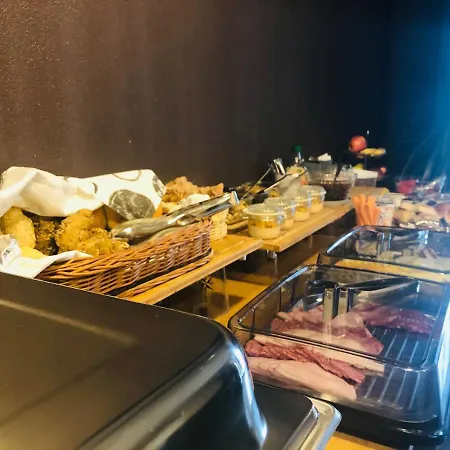 La Via *** بيت ضيافة Dunajská Streda