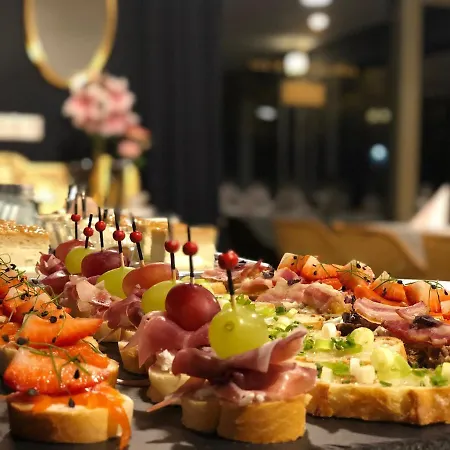 Affittacamere La Via ***