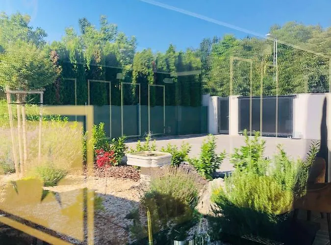 La Via *** 4* Dunajská Streda